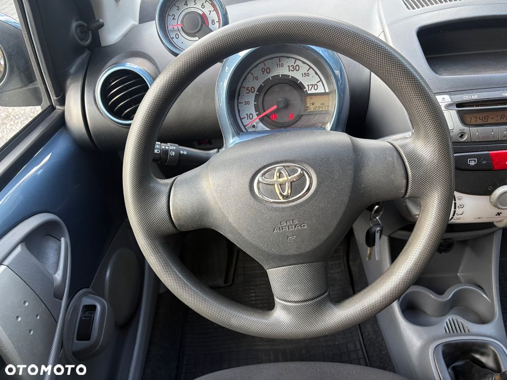 Toyota Aygo Team - 14