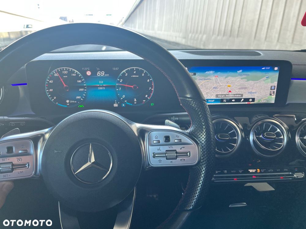 Mercedes-Benz CLA 200 AMG Line 7G-DCT - 20