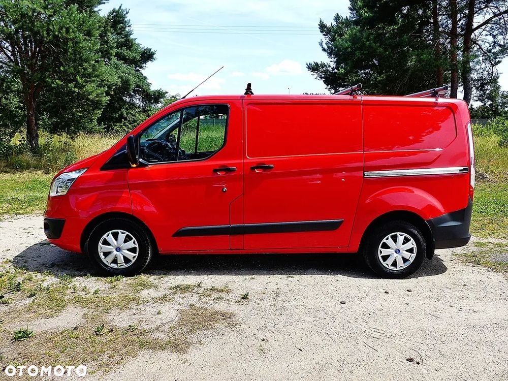 Ford TRANSIT CUSTOM - 18