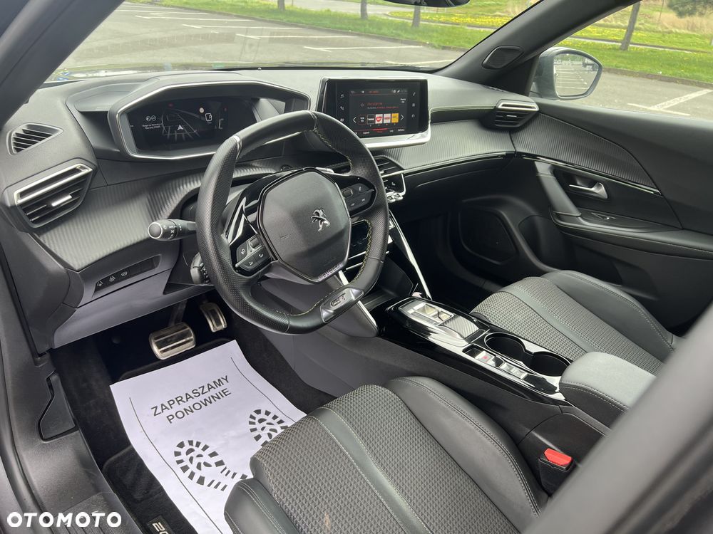 Peugeot 2008 PureTech 130 EAT8 GT Exclusive - 2