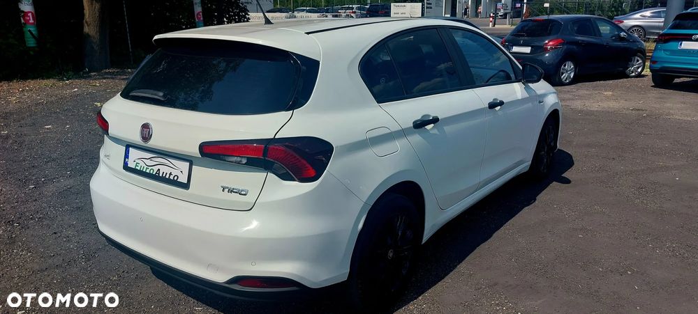 Fiat Tipo 1.3 MultiJet 16v Lounge - 4