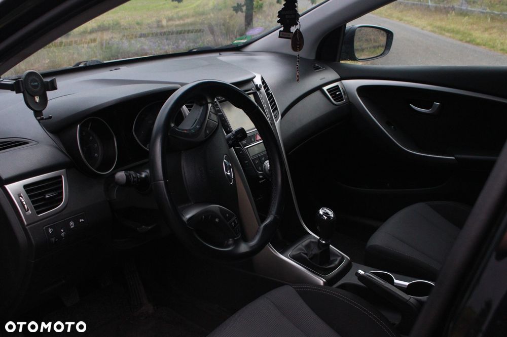Hyundai i30 1.6 GDI Comfort - 15