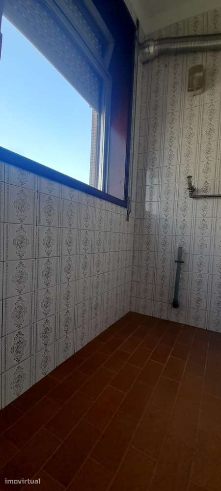 T3 com duas varanda e lugar de garagem em Mafamude - Vila Nova de Gaia - Grande imagem: 5/15