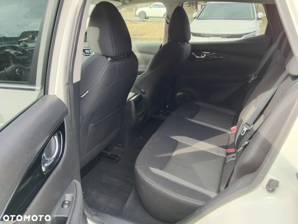 Nissan Qashqai 1.7 dCi Xtronic ALL-MODE 4x4i N-CONNECTA - 22