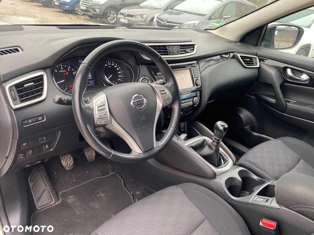 Nissan Qashqai 1.6 DIG-T 360 - 16