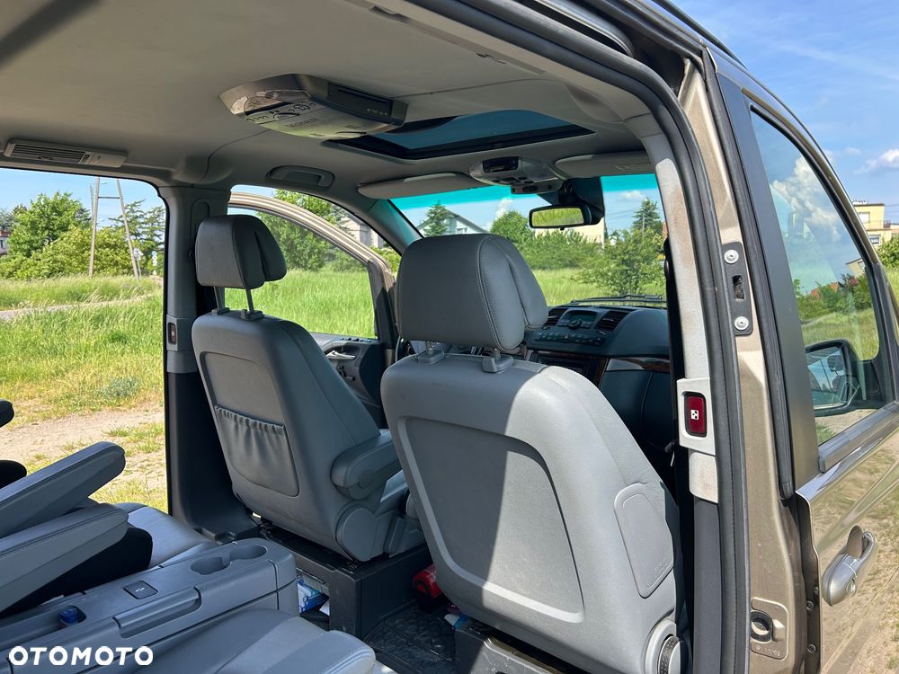 Mercedes-Benz Viano - 14