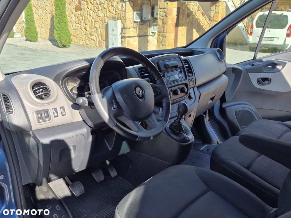 Renault Traffic - 15