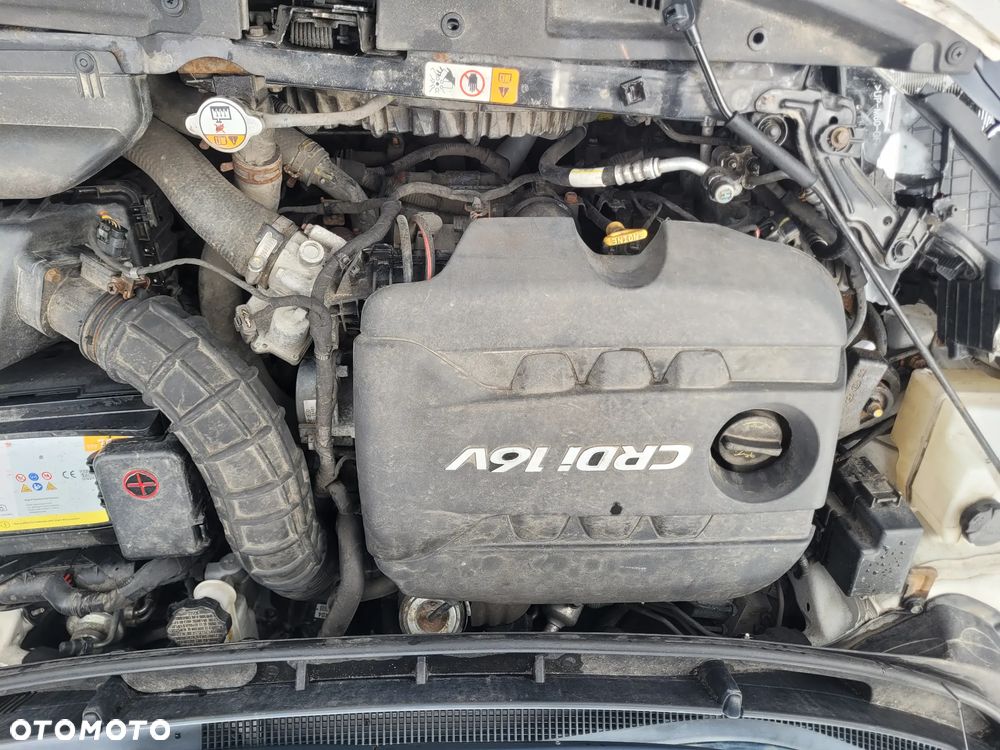 Hyundai i30 blue 1.6 CRDi YES Gold - 15