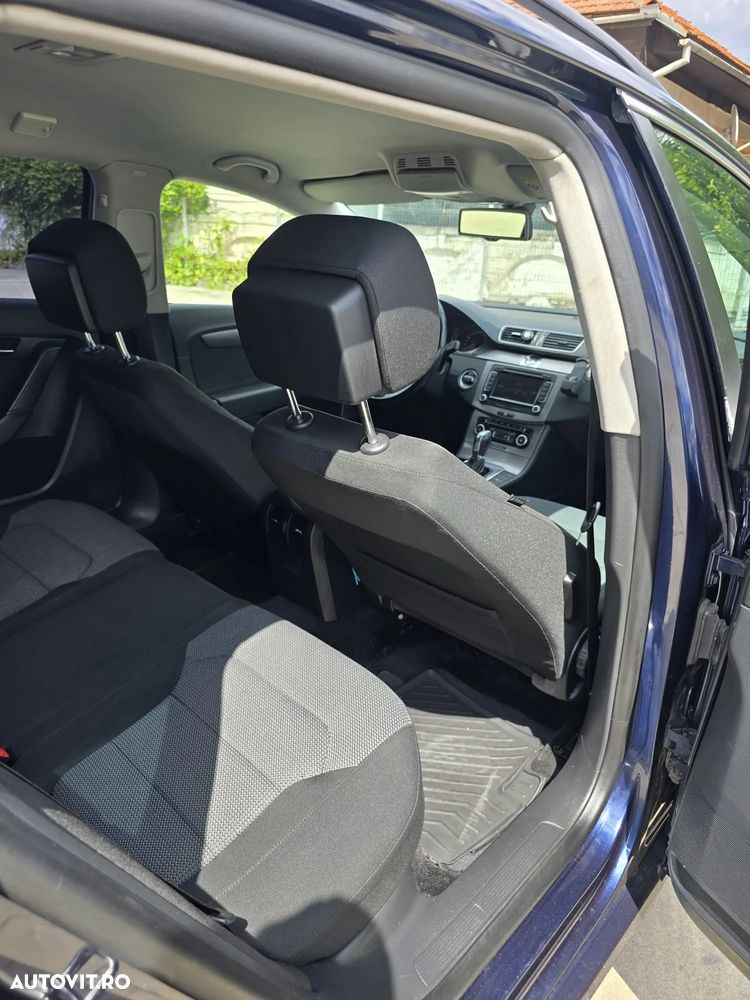 Volkswagen Passat 2.0 TDI BlueMotion Technology DSG Highline - 13