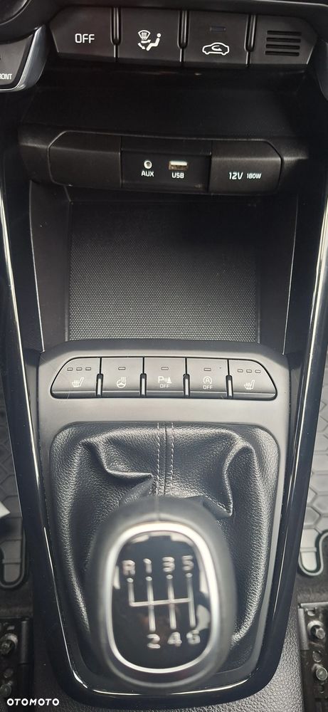 Kia Rio 1.4 XL - 26