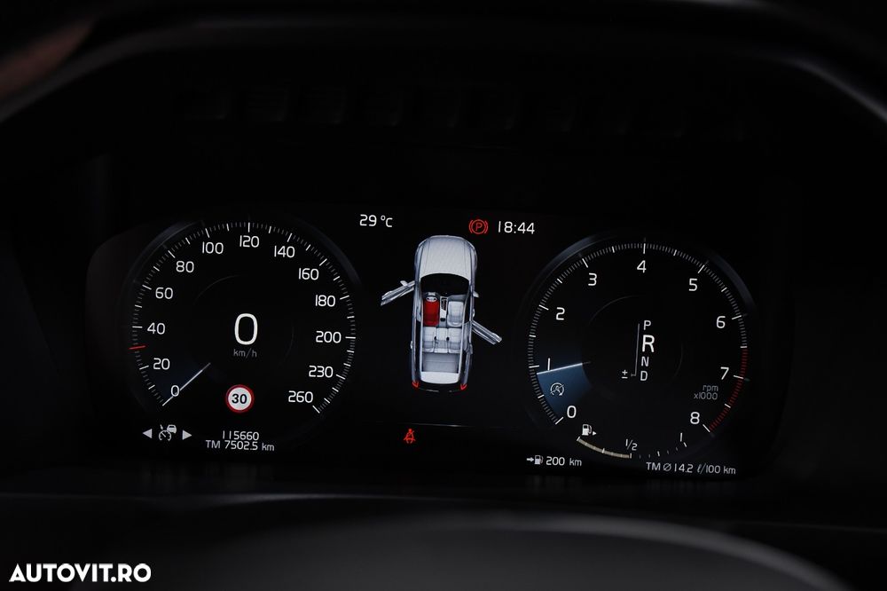Volvo XC 90 T5 AWD 5 locuri R-Design - 23