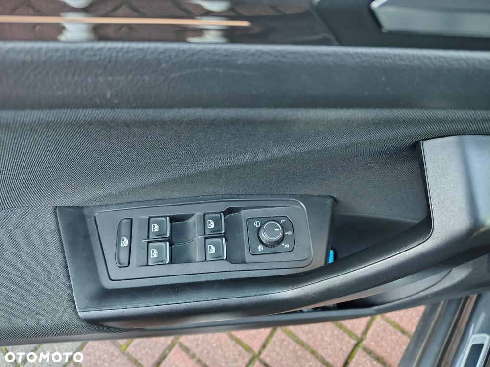 Volkswagen T-Roc 1.0 TSI OPF Style - 20