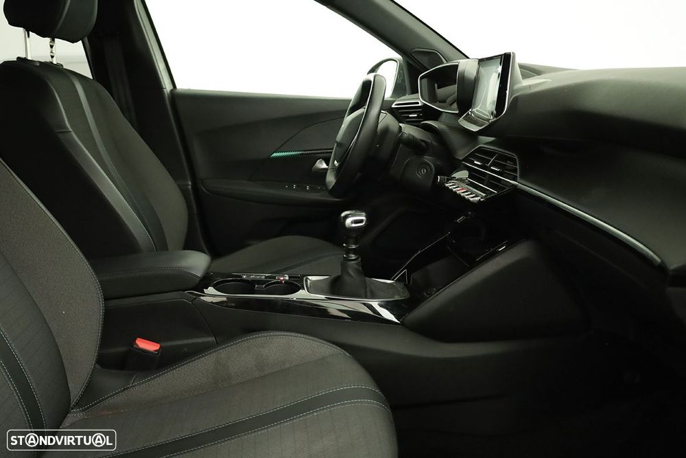 Peugeot 2008 1.2 PureTech Allure Pack - 19