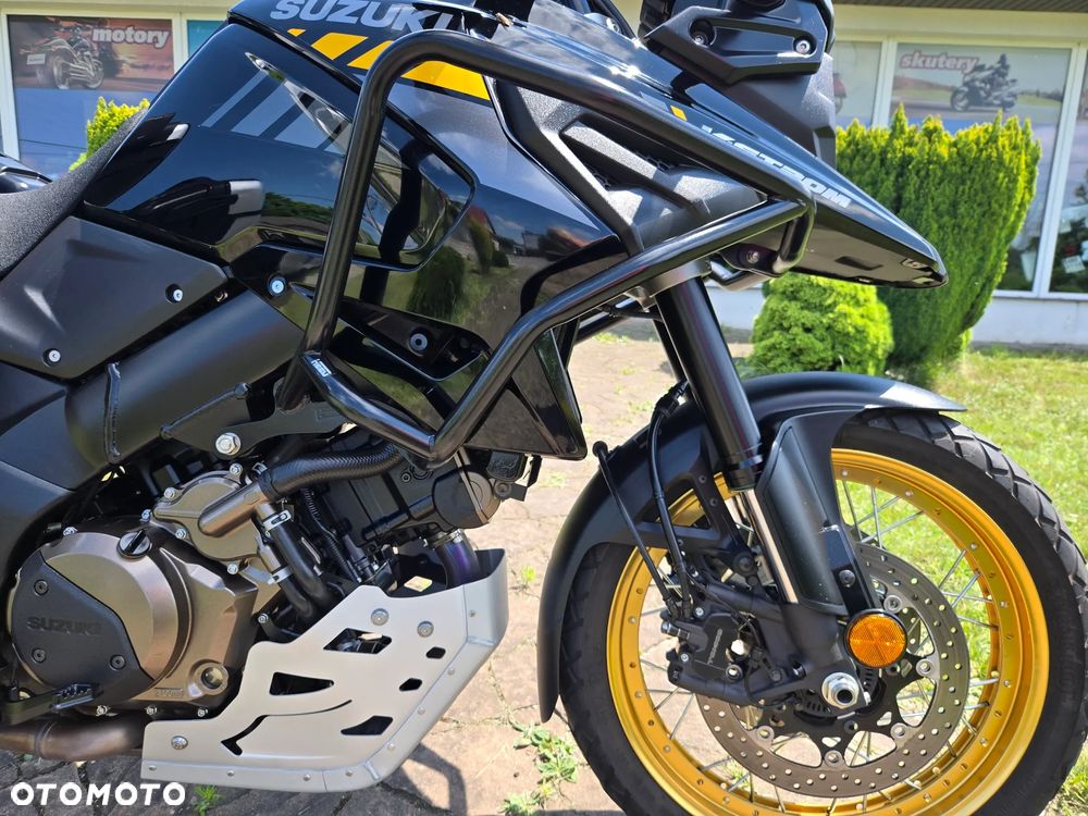 Suzuki V-STROM - 24