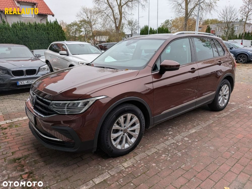 Volkswagen Tiguan - 5