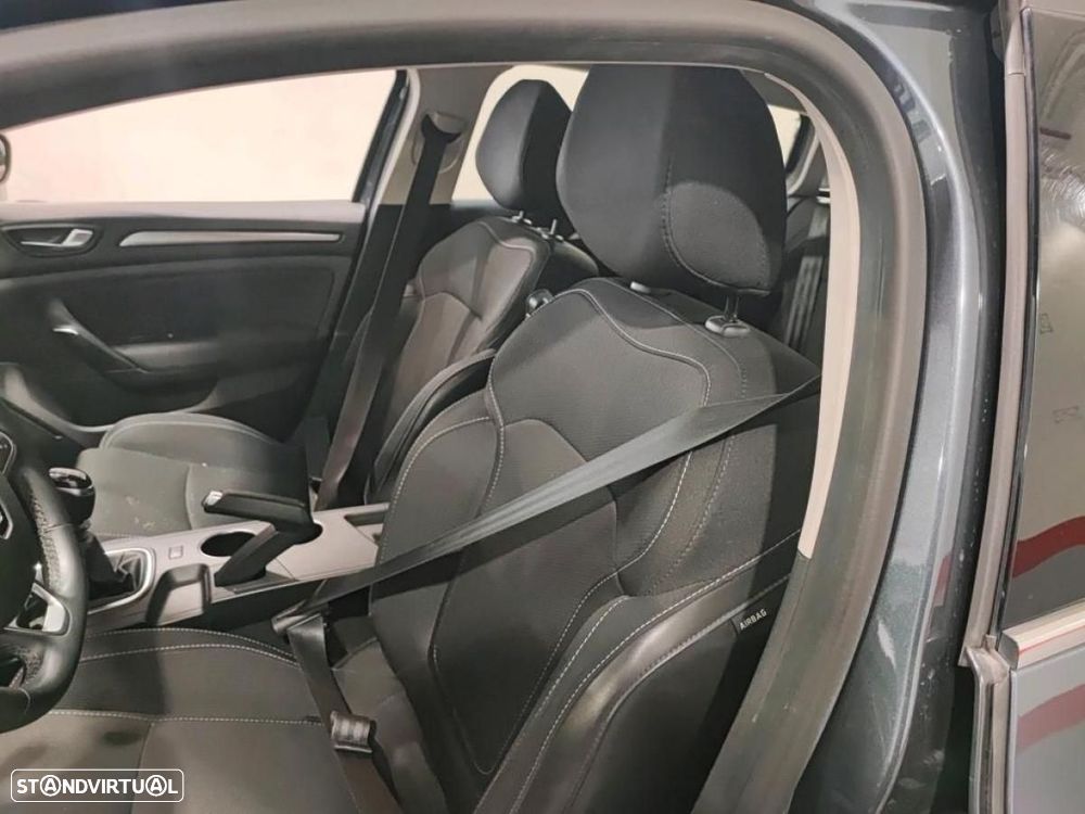 Renault Mégane Sport Tourer 1.5 Blue dCi Business - 3