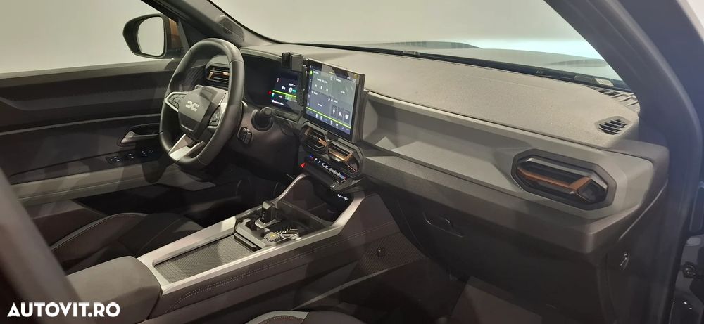 Dacia Bigster HEV 155 Extreme - 11