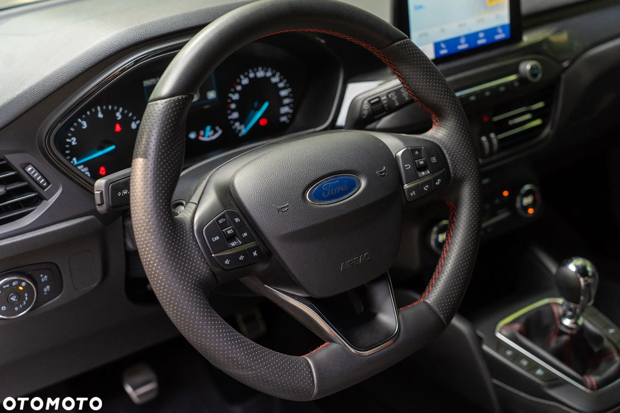 Ford Focus 1.0 EcoBoost ST-Line - 20