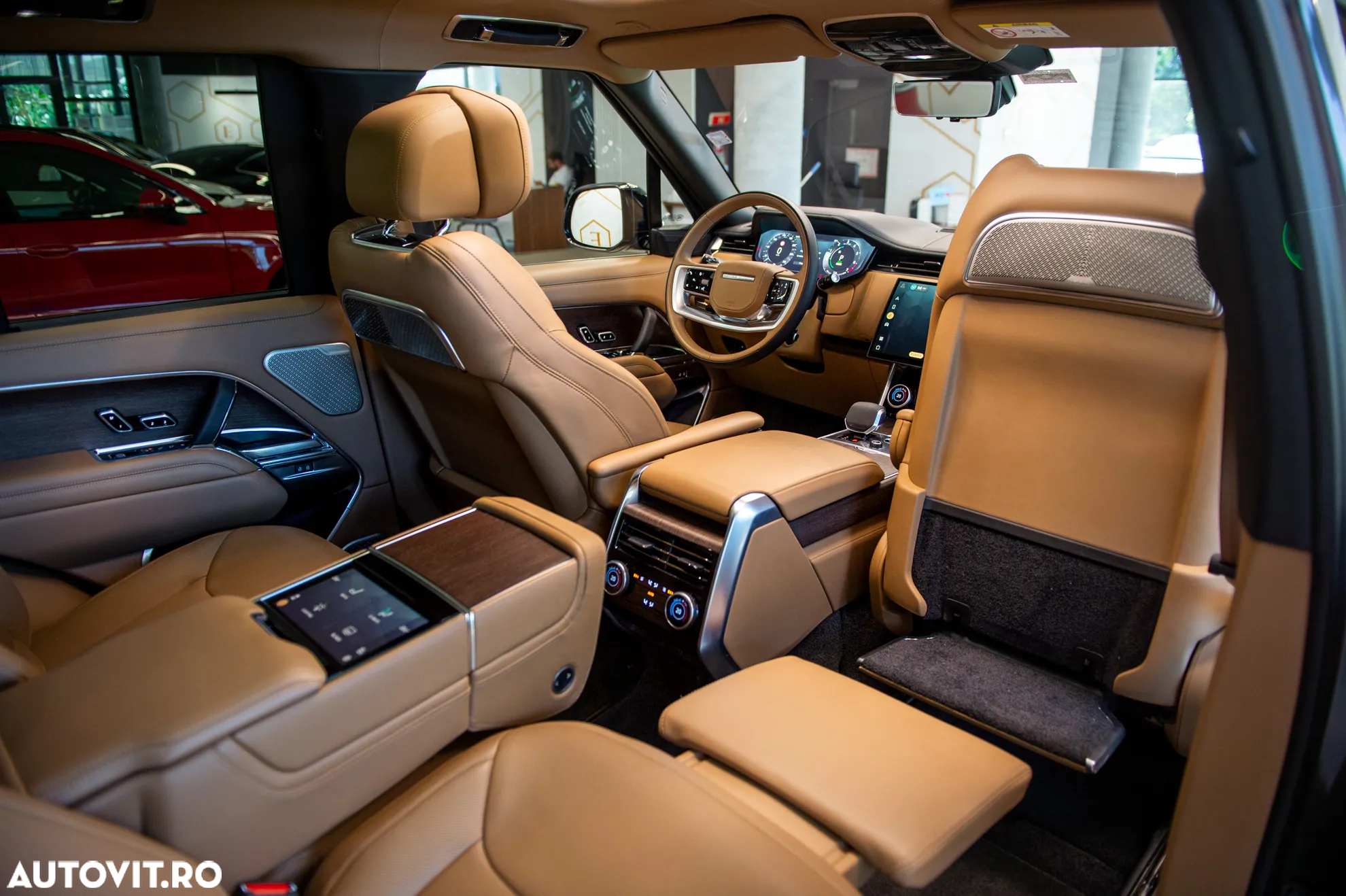 Land Rover Range Rover - 34