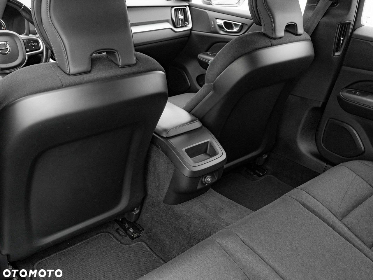 Volvo V60 D3 SCR Momentum - 26