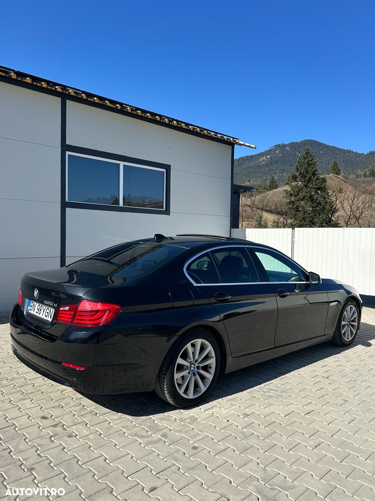 BMW Seria 5 520d - 3