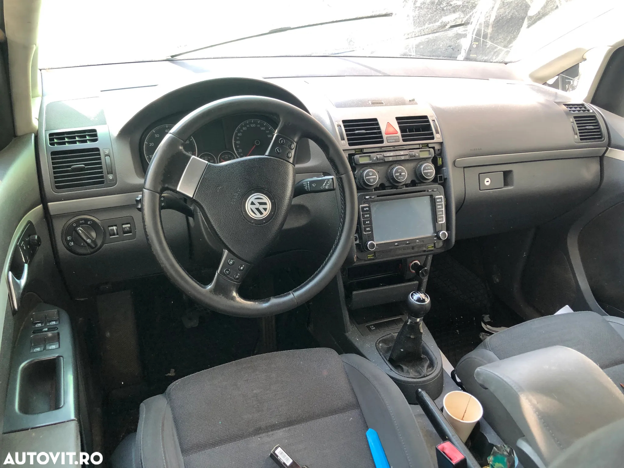 Dezmembrez VW Volkswagen Touran facelift argintiu gri 2008 - 5