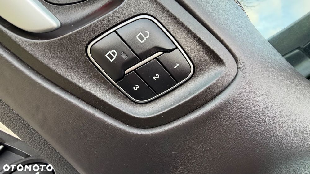 Ford Kuga 2.0 TDCi 4x4 Vignale - 26