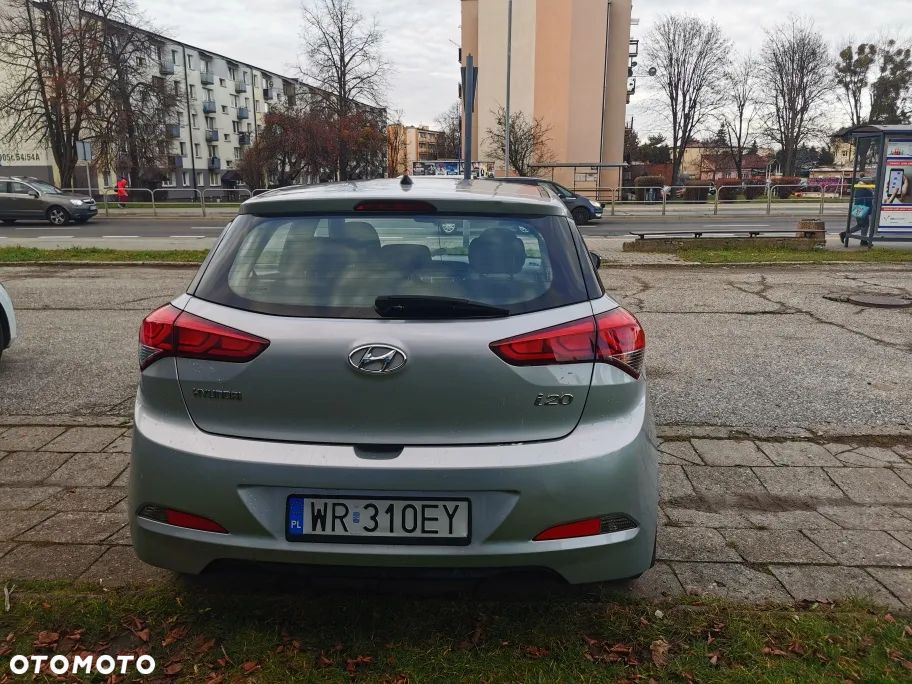Hyundai i20 1.2 Pure - 3