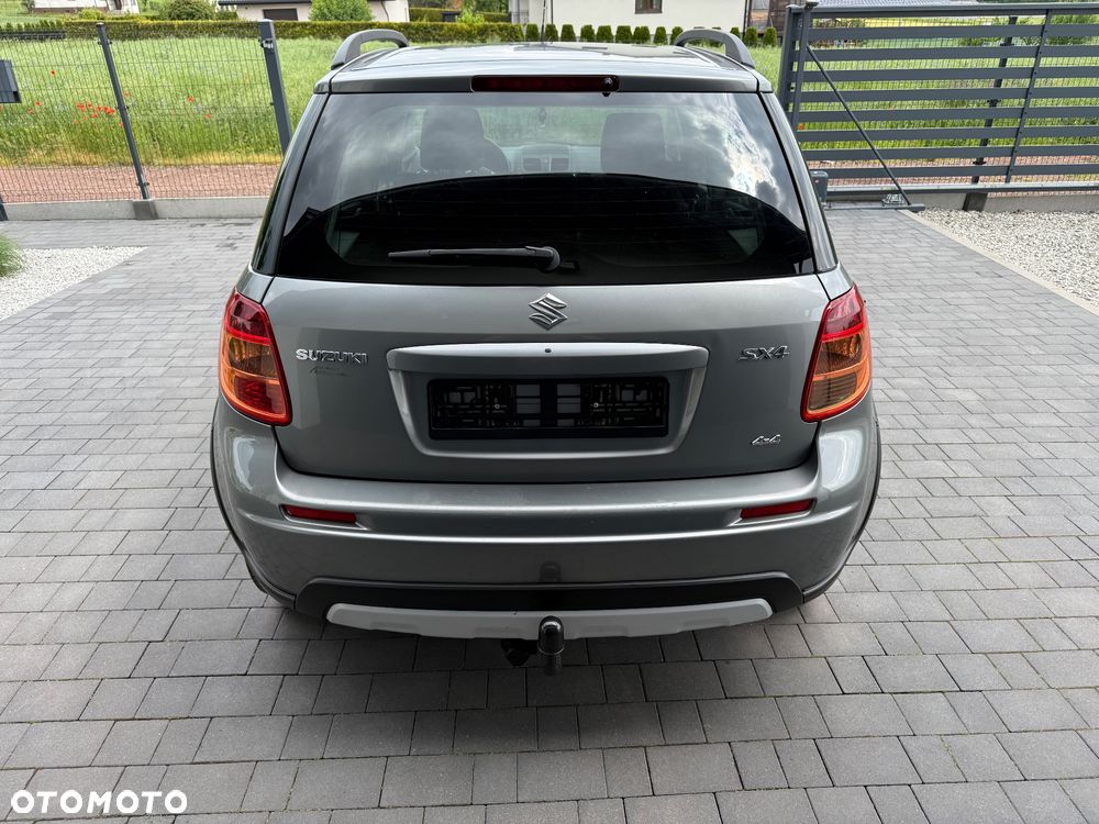 Suzuki SX4 - 10