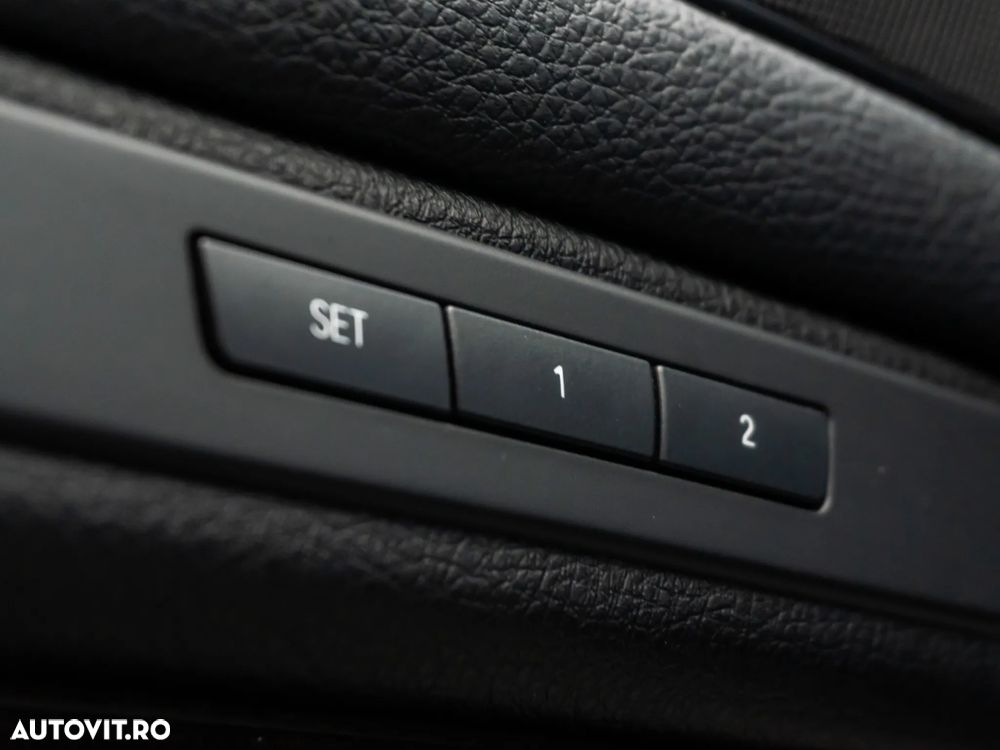 BMW Seria 5 520d AT - 20