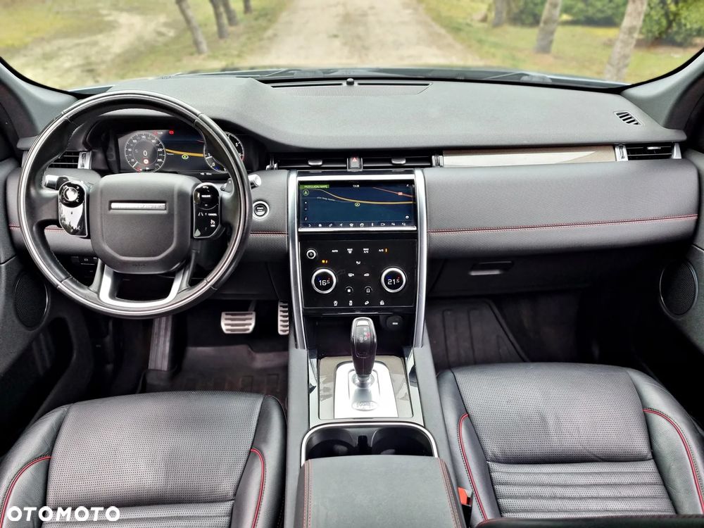 Land Rover Discovery Sport P200 R-Dynamic SE - 29