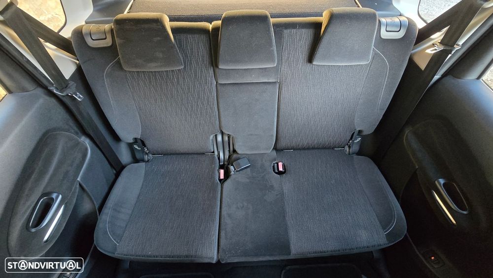 Citroën C3 Picasso 1.6 HDi Exclusive Airdream - 23