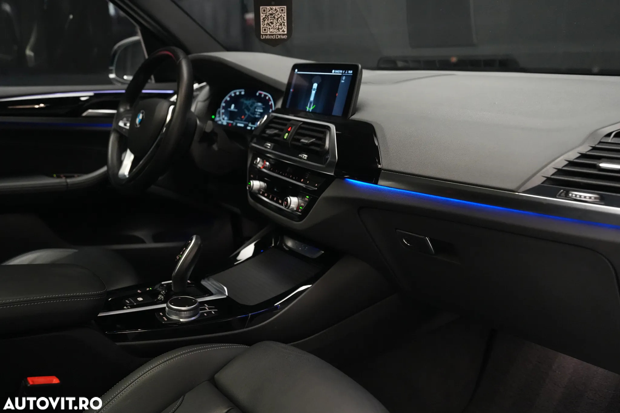 BMW X3 xDrive20d AT xLine - 29
