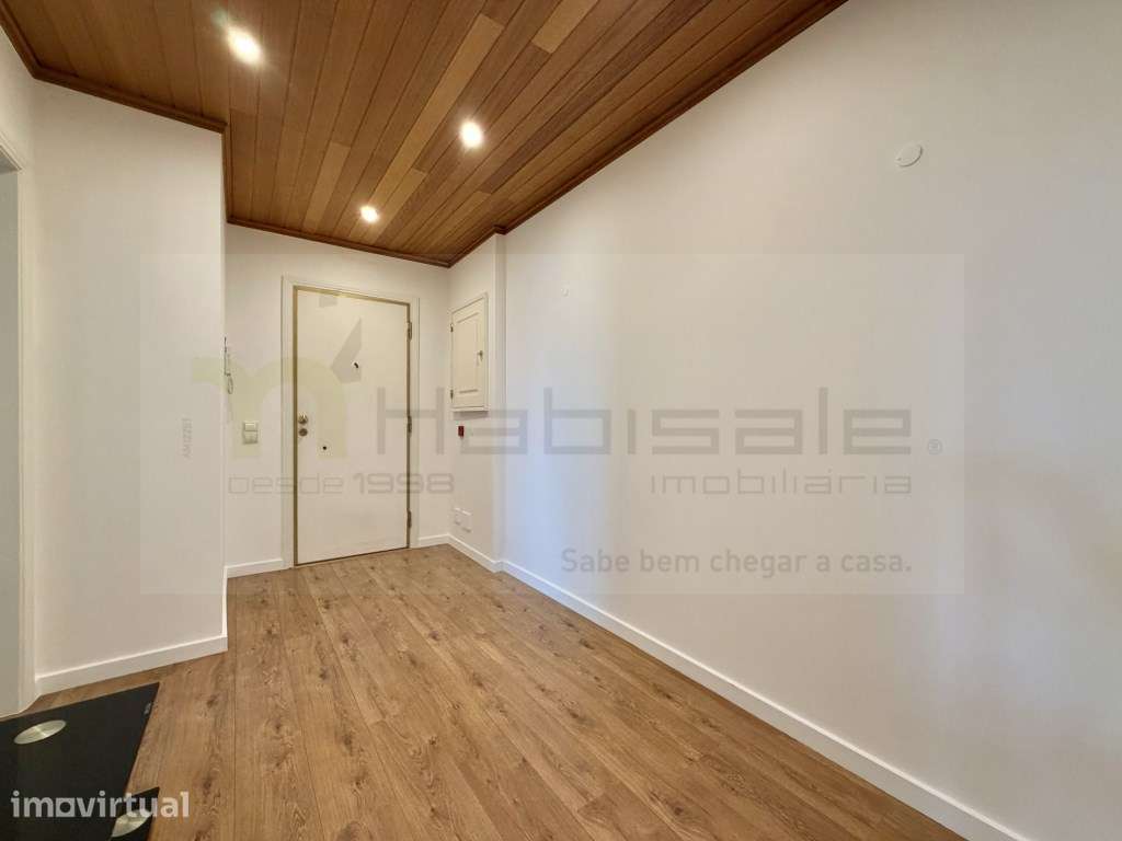 Apartamento T3 Remodelado para Arrendamento com Segurança 24/7, a 5... - Grande imagem: 3/18