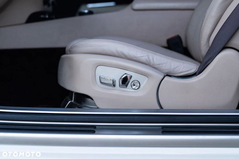 Rolls-Royce Wraith Black Badge - 19