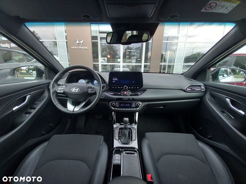 Hyundai i30 1.5 T-GDI 48V Smart DCT - 12