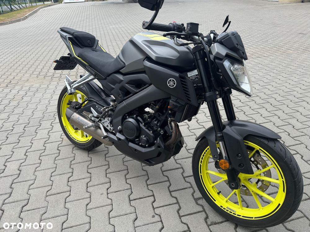 Yamaha MT - 17