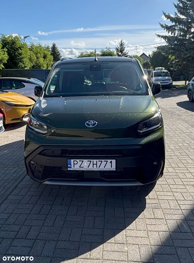 Toyota Proace City Verso 1.5 D-4D Family - 2