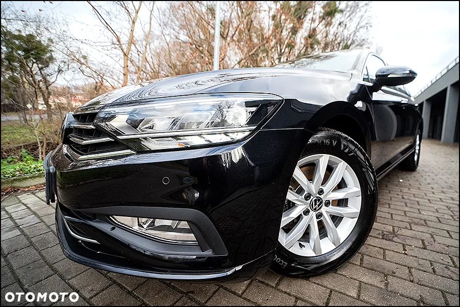 Volkswagen Passat - 10