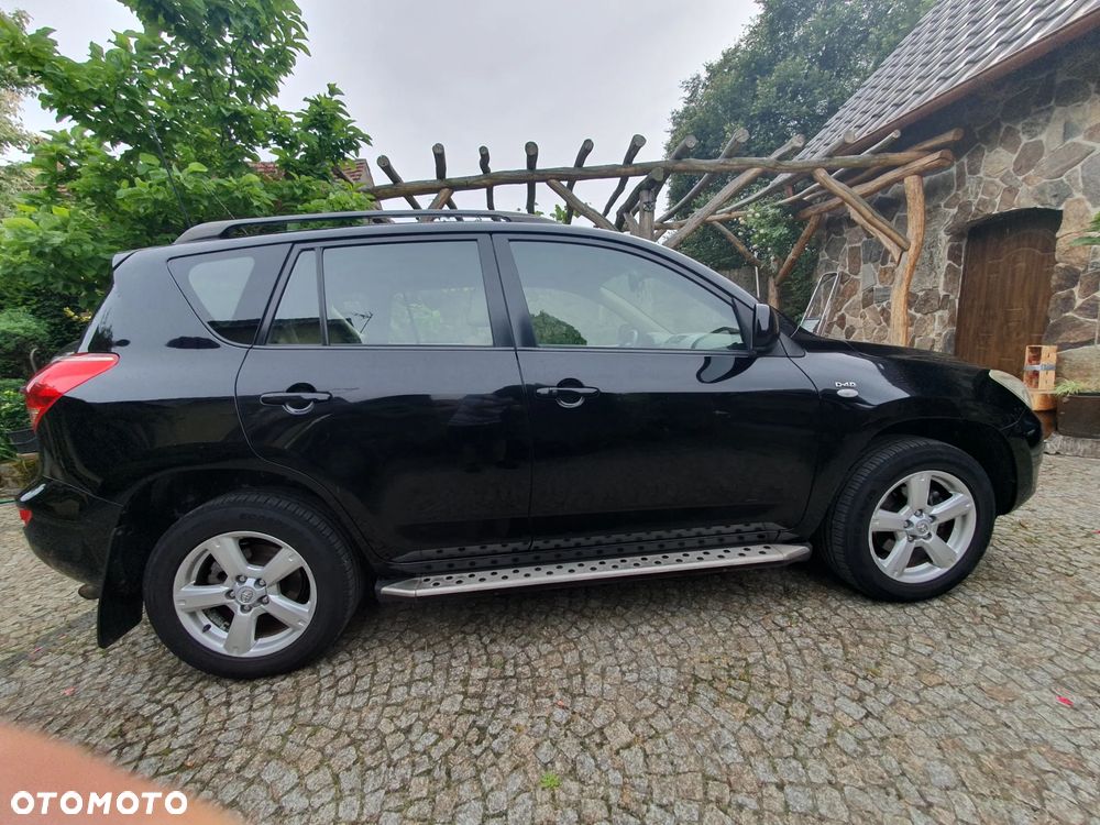 Toyota RAV4 2.2 D-4D Premium - 3