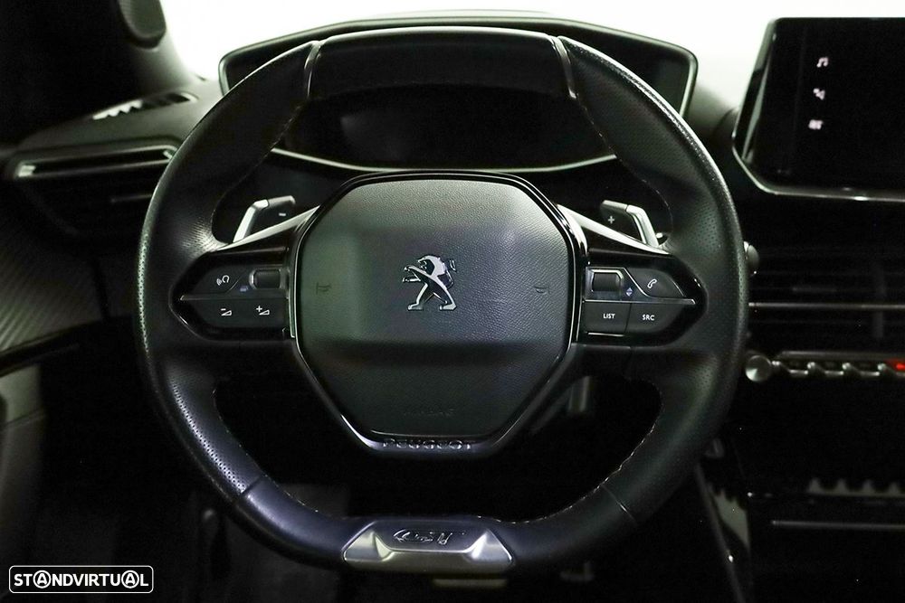 Peugeot 2008 1.2 PureTech GT EAT8 - 14