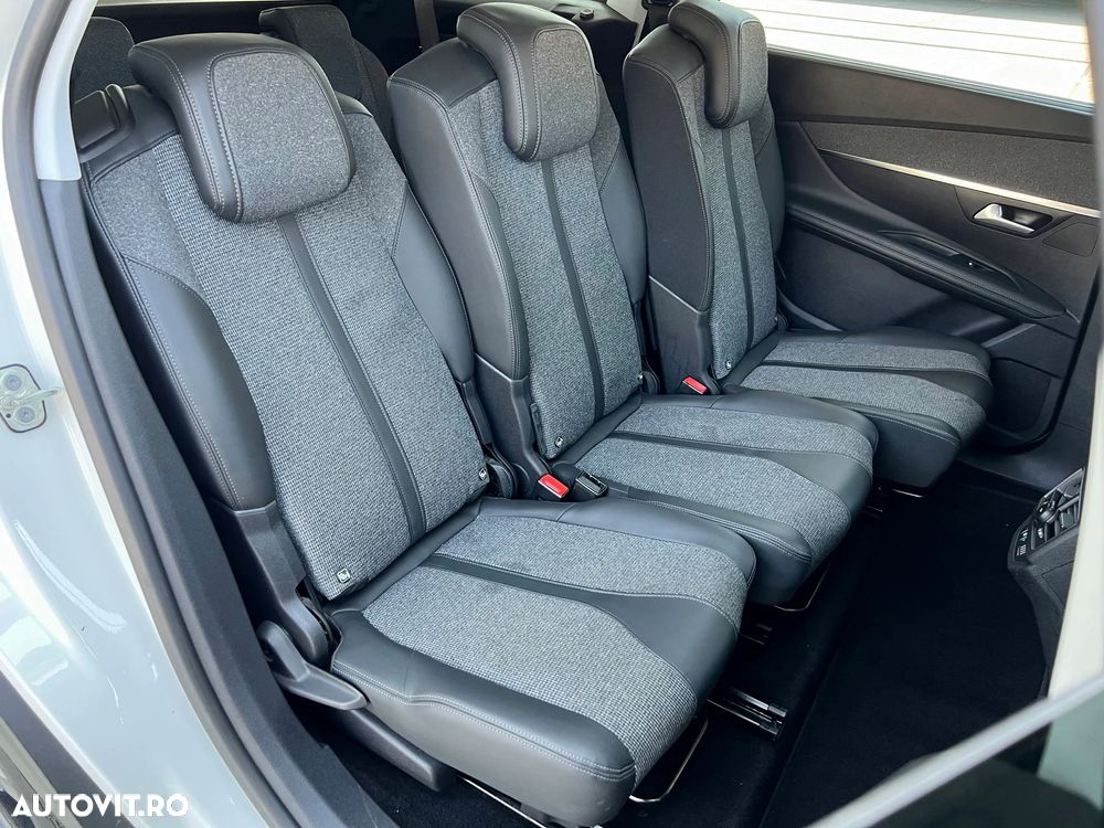 Peugeot 5008 BlueHDI 130 EAT8 Allure Pack - 13