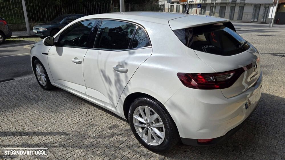 Renault Mégane 1.5 Blue dCi Limited - 5
