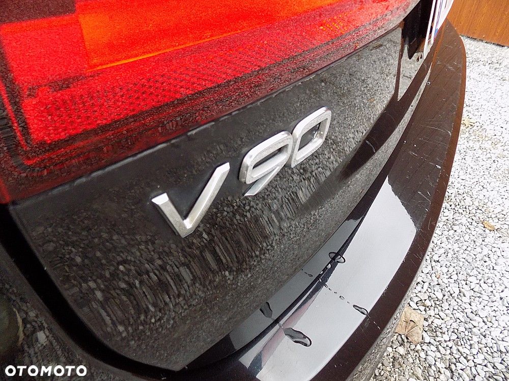 Volvo V90 T8 AWD Plug-In Hybrid R-Design - 35