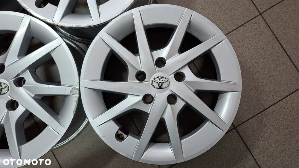 Felgi Aluminiowe 16 Toyota Prius Plus 5x114.3 39 - 3