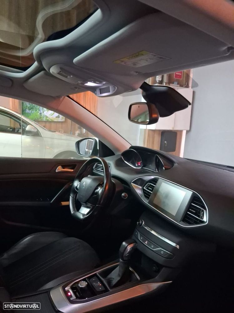 Peugeot 308 - 12