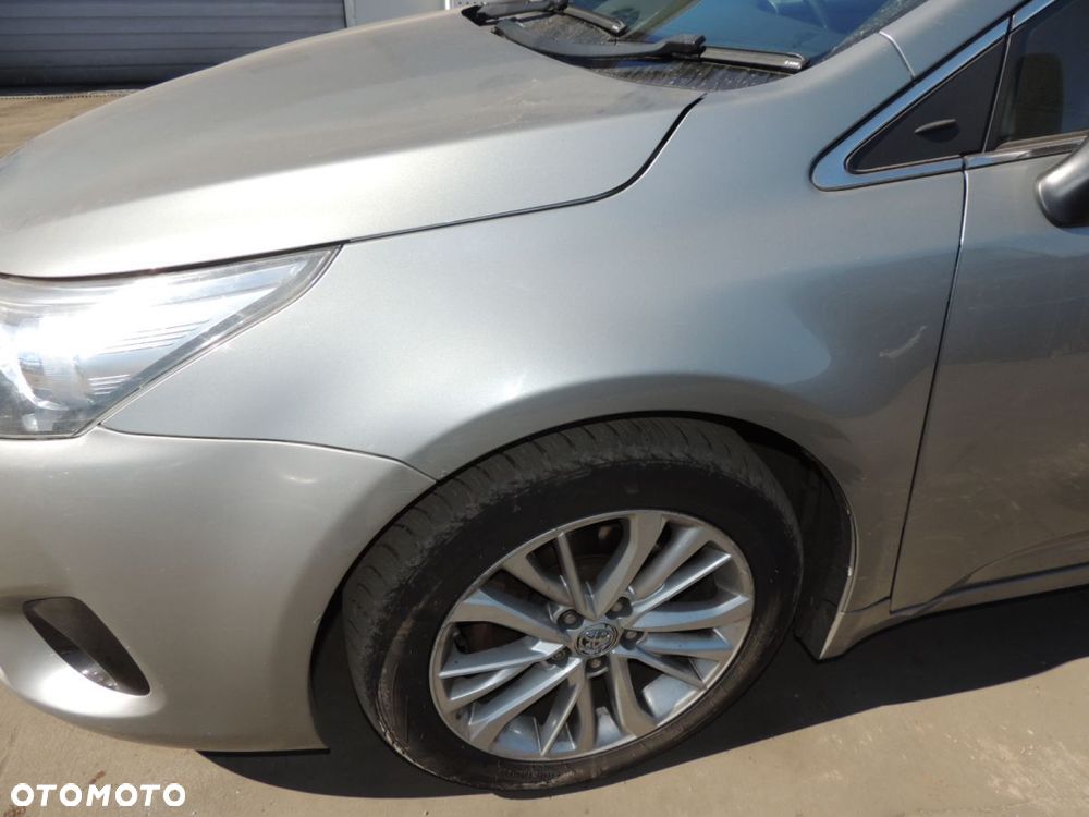 Ćwiartka nadwozia lewy przód Toyota Avensis T27 '18 lift kombi 1G6 - 1