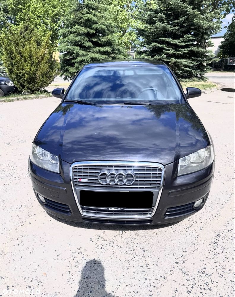 Audi A3 Sportback - 1