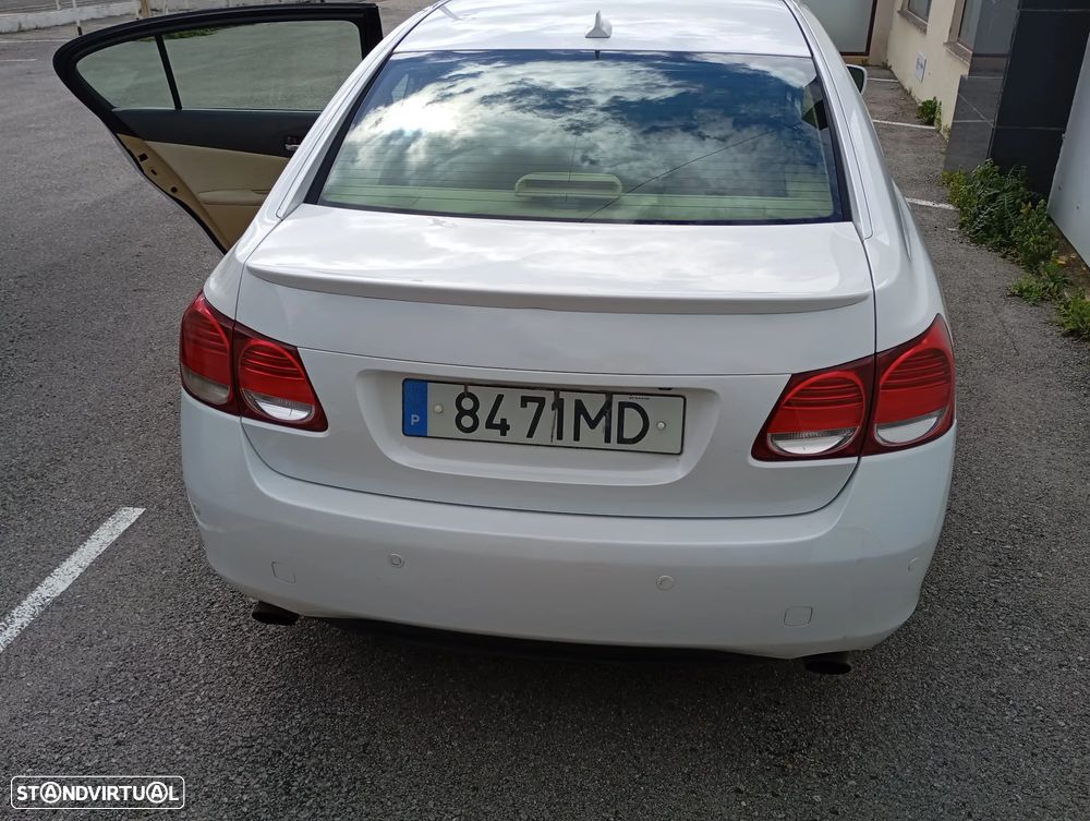 Lexus GS 450h - 13