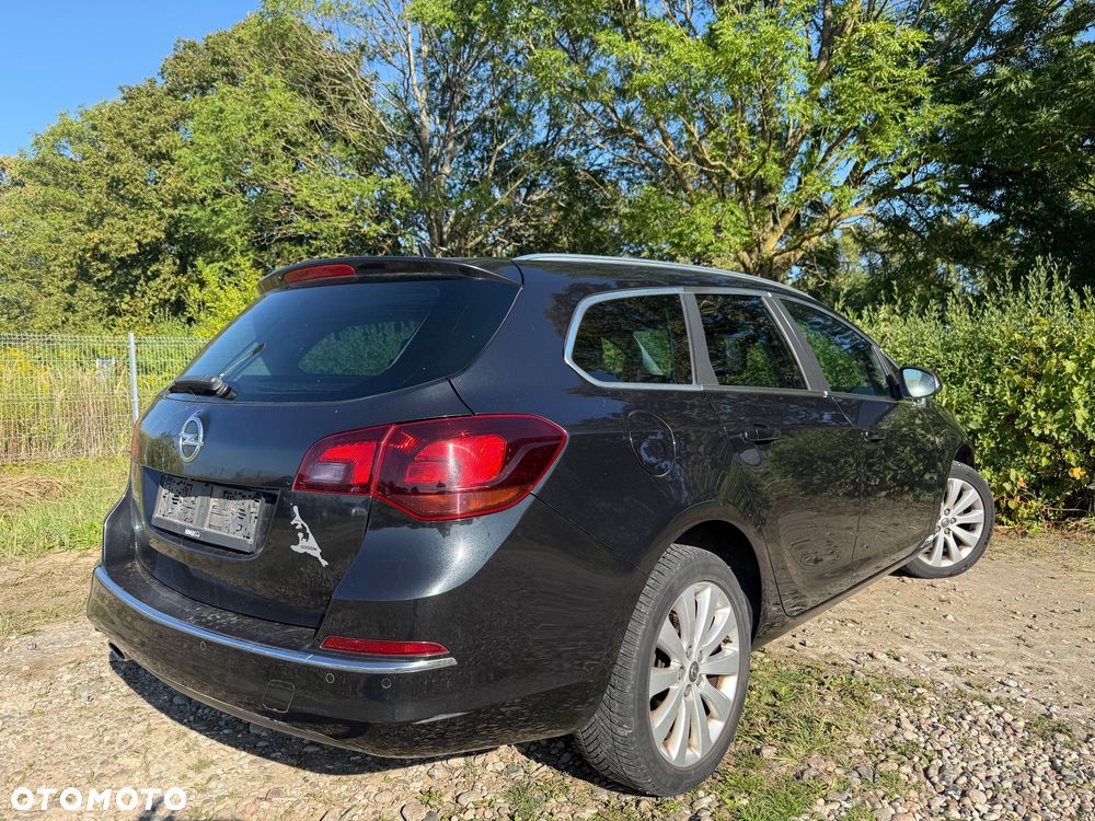 Opel Astra 1.4 Turbo Exklusiv - 6
